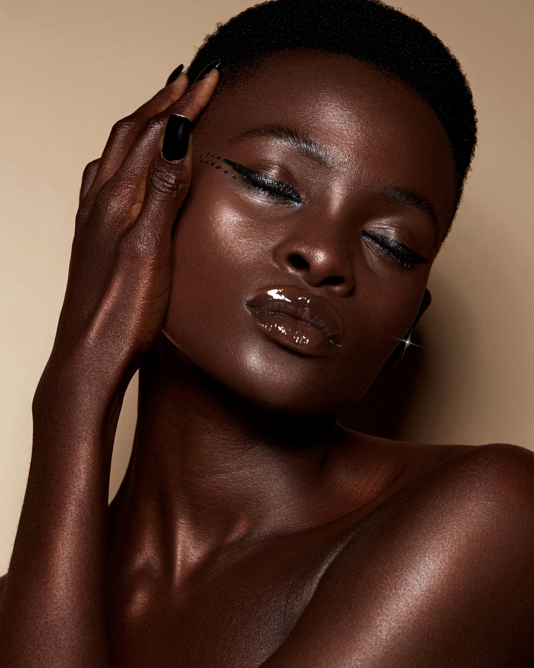 olamide gabriel pkcd jvp y8 unsplash